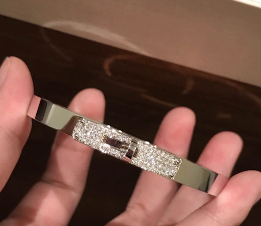 18K Kelly Small Model Diamond Hermes Bracelet