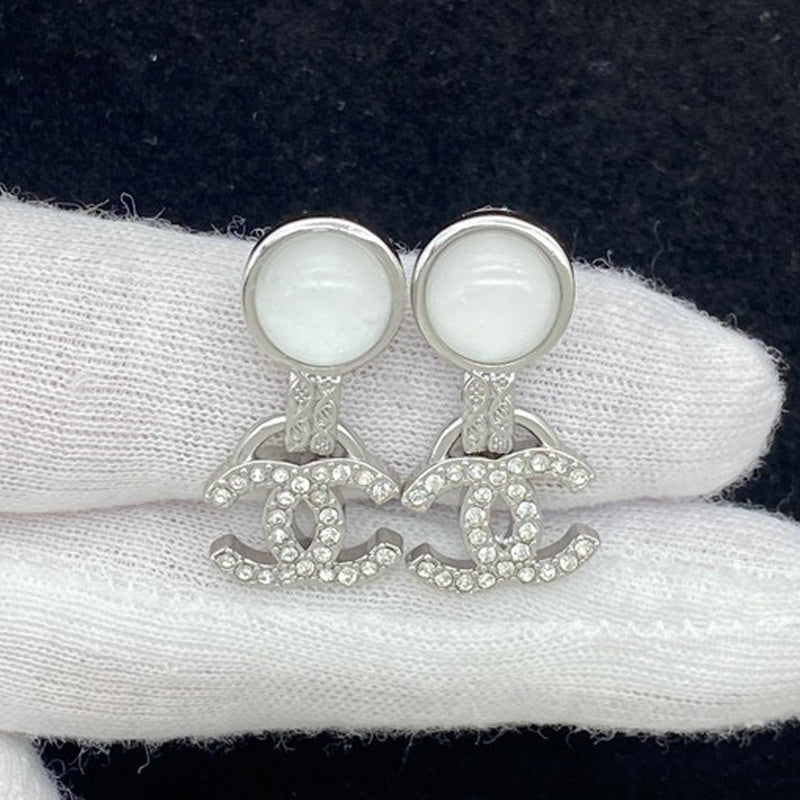 18K Chanel Pearl White Gold Earrings