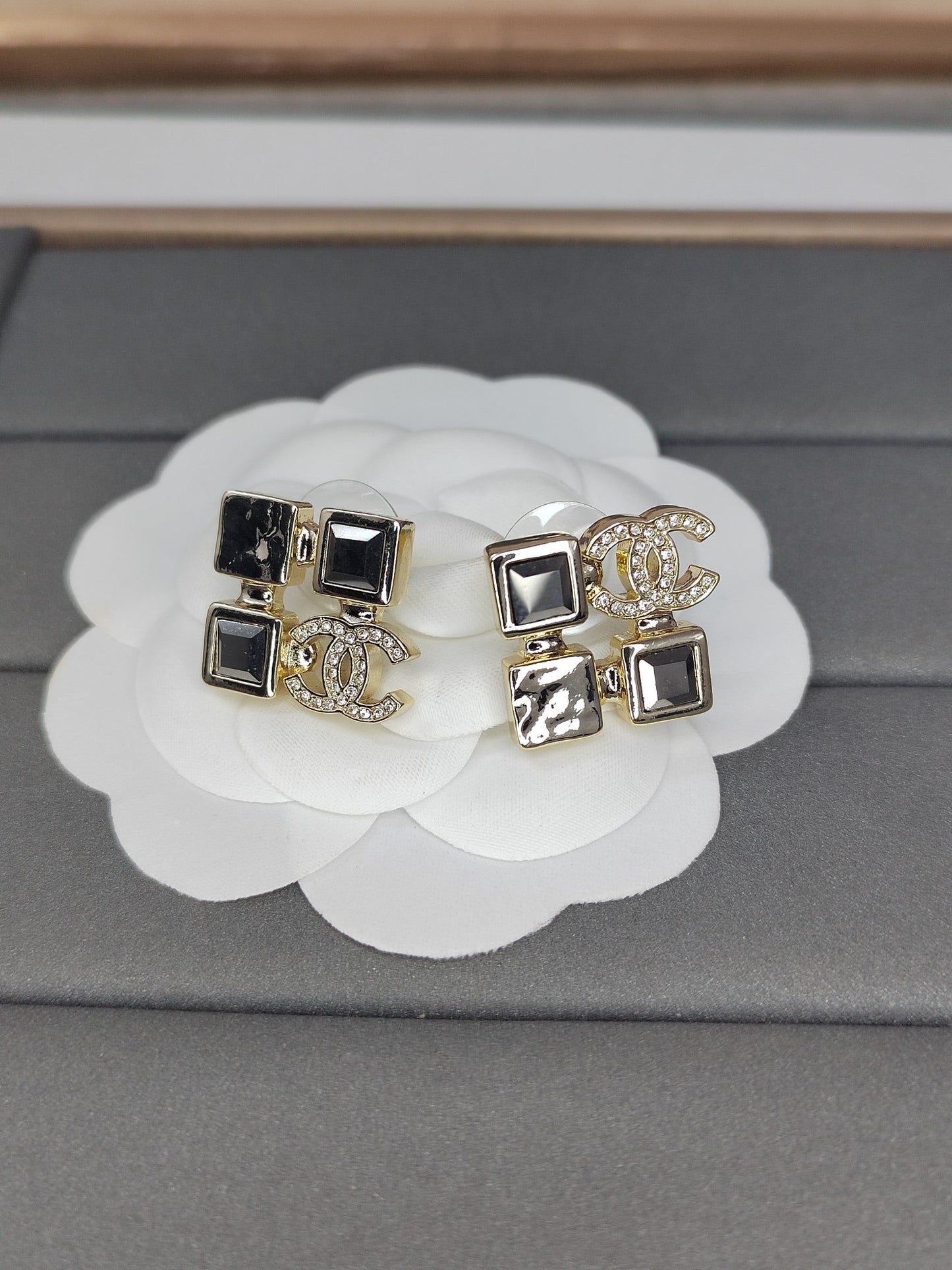 18K Chanel Black Crystals Earrings