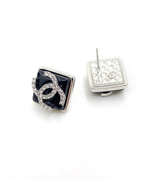 18K Chanel Square Earrings