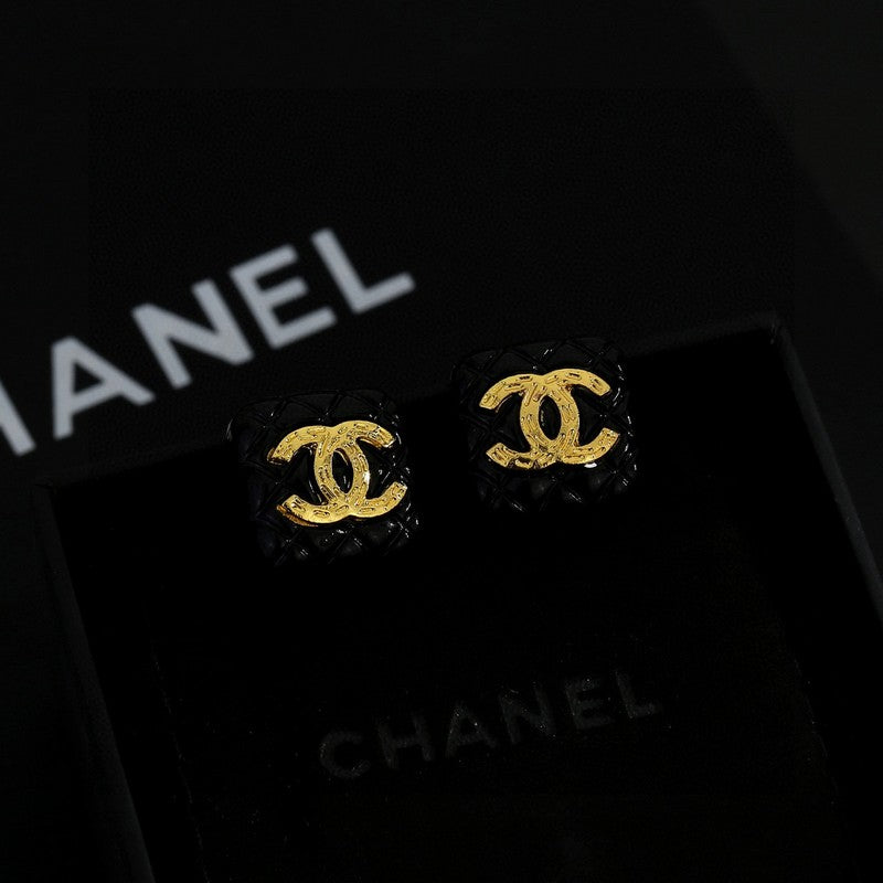 18K Chanel Black Gold Square Earrings