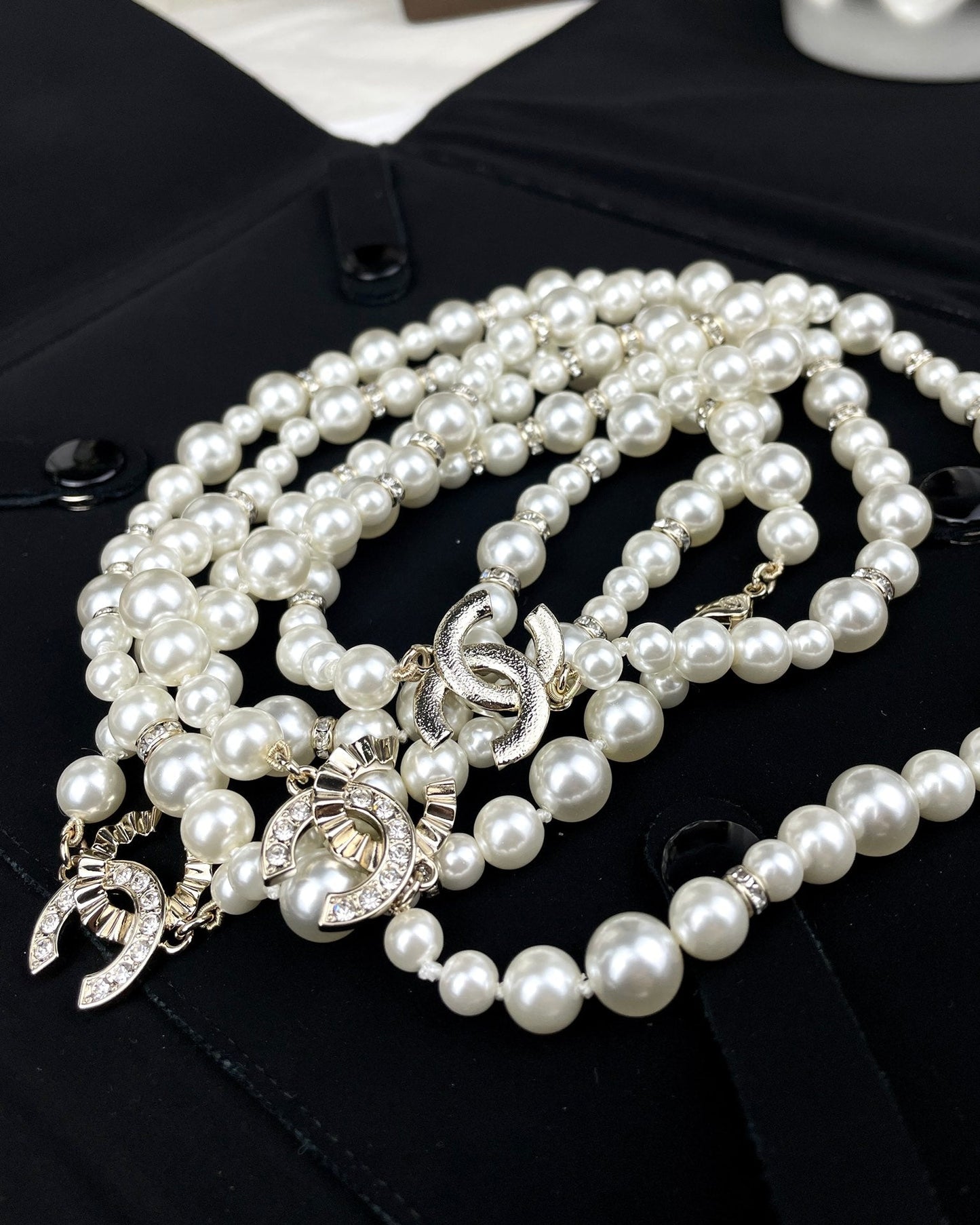 18K Chanel Pearls Long Necklace