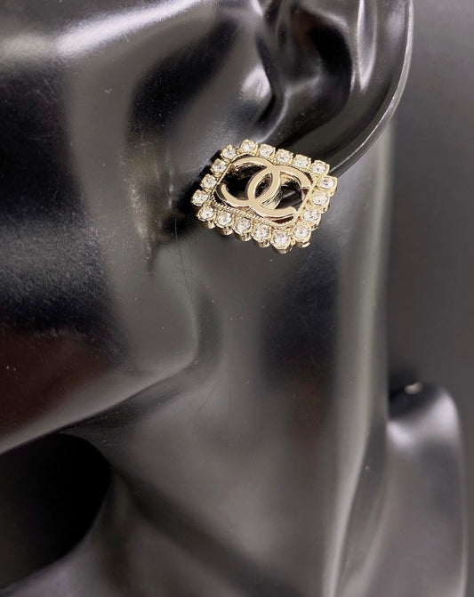 18K  Chanel Square Pearls Earrings